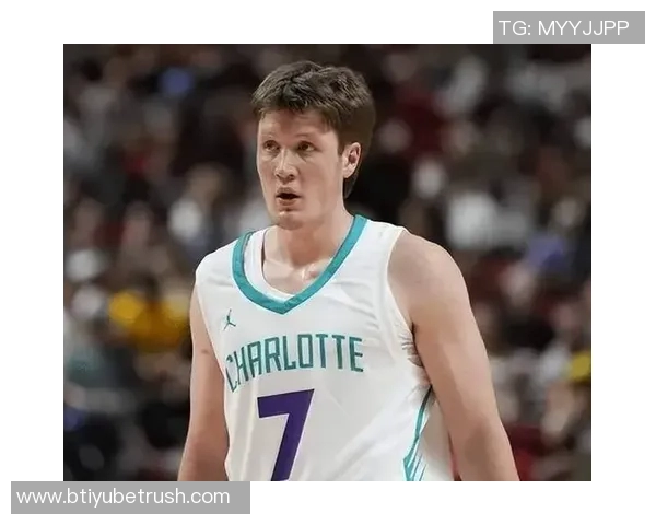 黄蜂主帅称赞克尼佩尔三分球表现展现未来潜力与成长空间