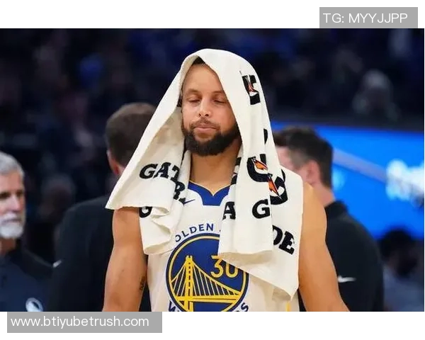 库里盛赞波杰姆斯基独特天赋称其为年轻球员的动力源泉