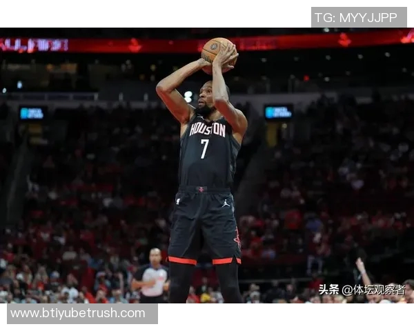 火箭队展现强大防守实力谢泼德自信优雅将成球队新星