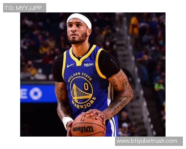 约维奇因右肘挫伤及皮肤裂伤被列为每日观察球员状态更新