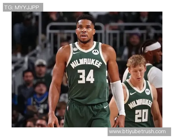 字母哥生涯30分10板5助表现超越天勾与大O独占NBA历史第一