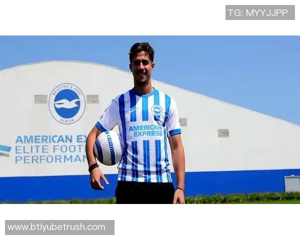 罗马计划冬季退租弗格森以引进新前锋布莱顿愿意提前收回球员